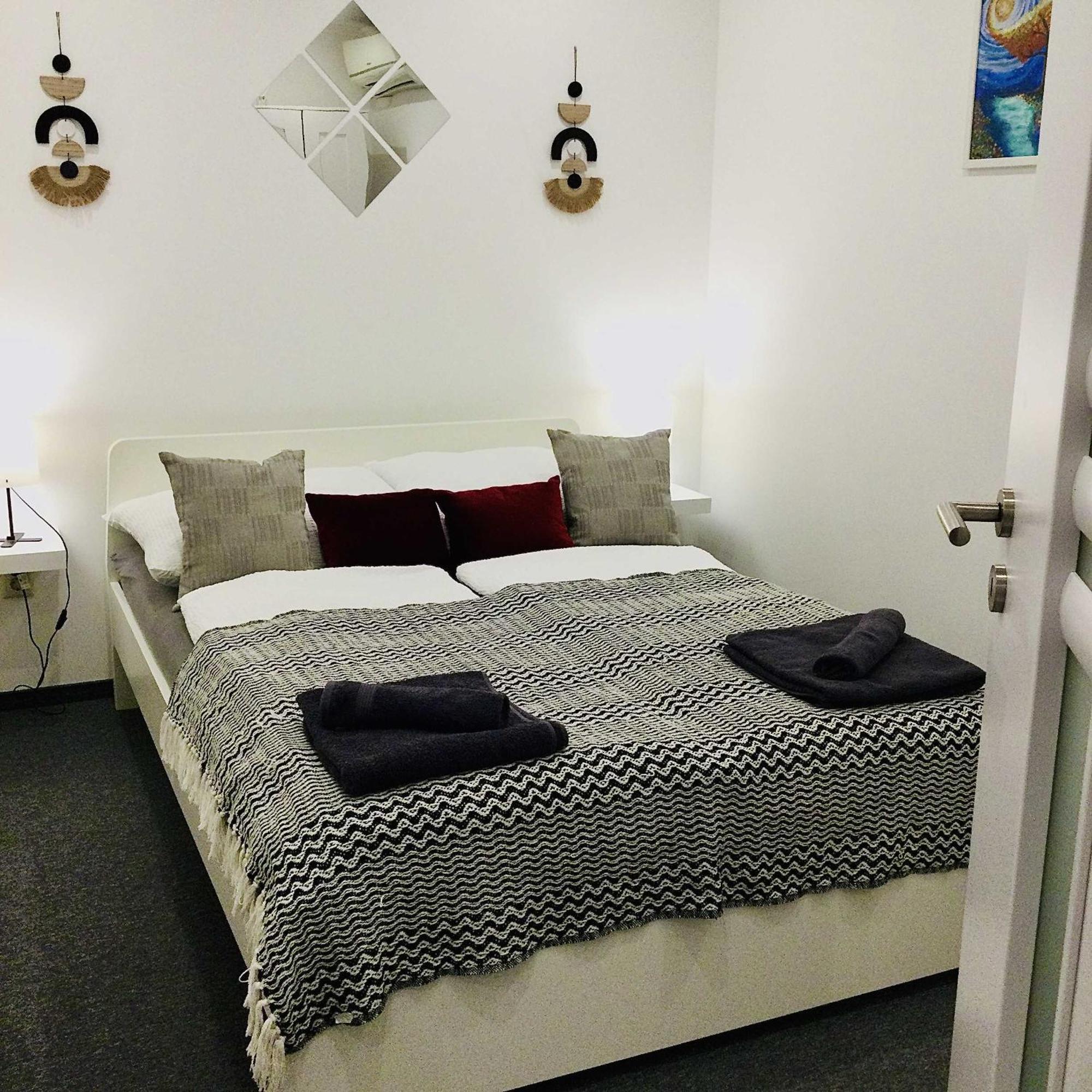Baky House Apartment Балатонлеле Екстериор снимка