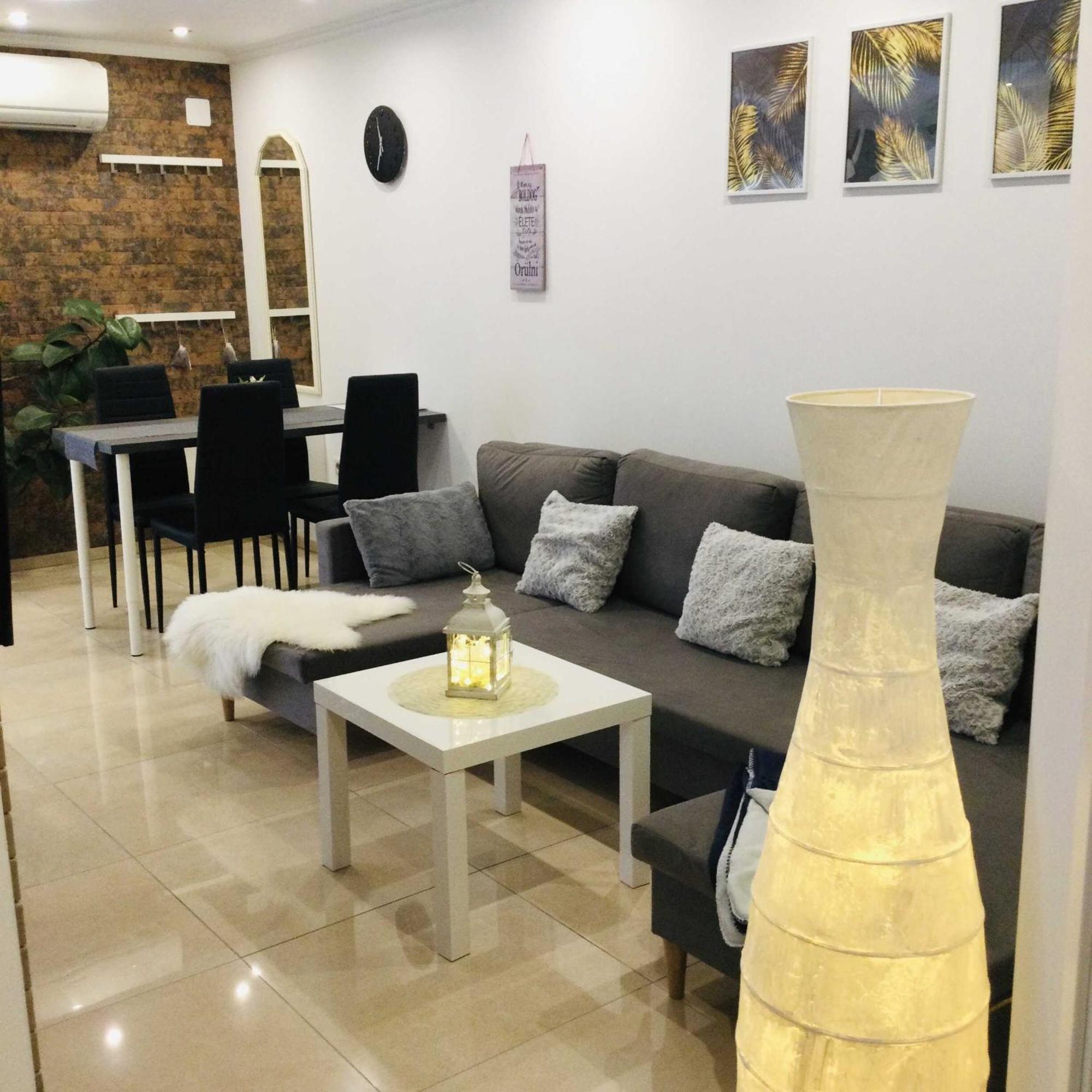 Baky House Apartment Балатонлеле Екстериор снимка