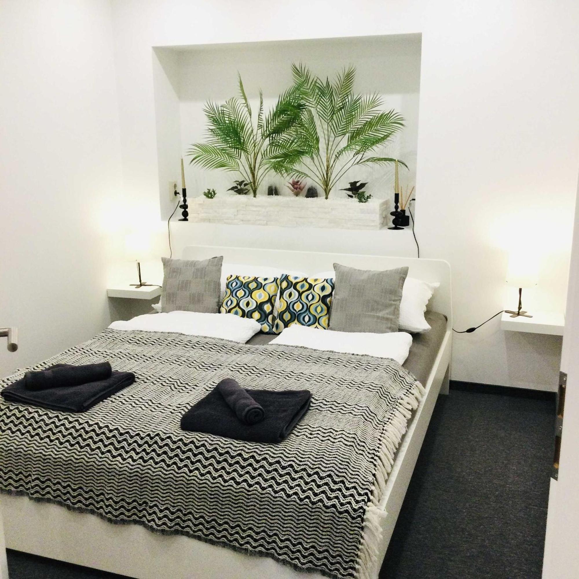 Baky House Apartment Балатонлеле Екстериор снимка
